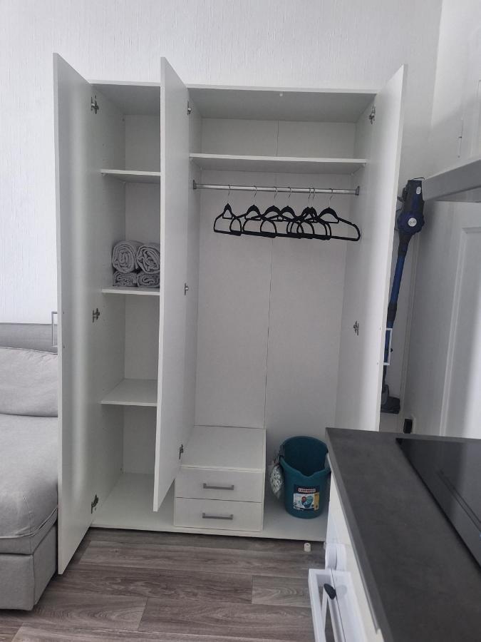 Studio Apartment 8 Есен Екстериор снимка